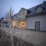 Grosszuegiges Mit Pool & Kamin - Ideal Zwischen Leipzig Und Dresden - Spacious With Pool Near Leipzig & Dresden *