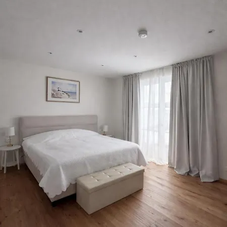 Grosszuegiges Mit Pool & Kamin - Ideal Zwischen Leipzig Und Dresden - Spacious With Pool Near Leipzig & Dresden Villa *