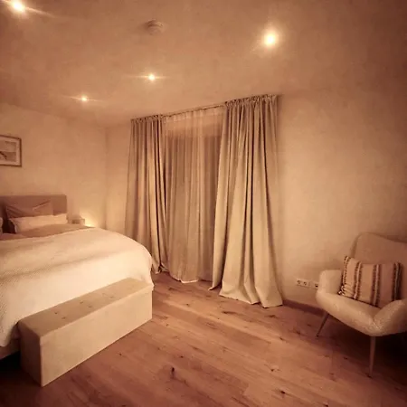 Villa Grosszuegiges Mit Pool & Kamin - Ideal Zwischen Leipzig Und Dresden - Spacious With Pool Near Leipzig & Dresden Frohburg