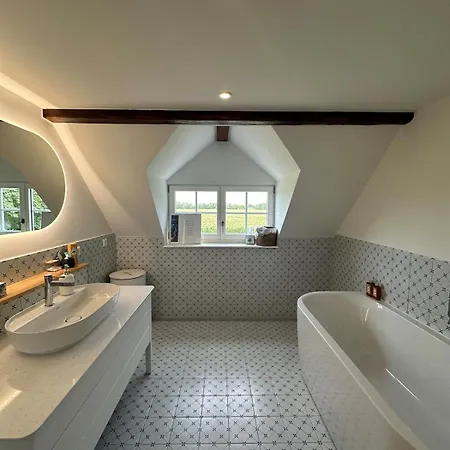 Grosszuegiges Mit Pool & Kamin - Ideal Zwischen Leipzig Und Dresden - Spacious With Pool Near Leipzig & Dresden Villa