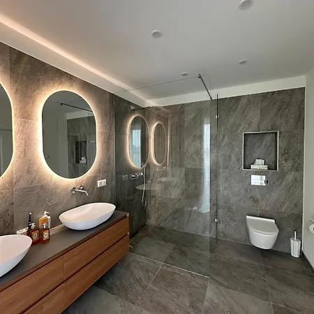 Grosszuegiges Mit Pool & Kamin - Ideal Zwischen Leipzig Und Dresden - Spacious With Pool Near Leipzig & Dresden *