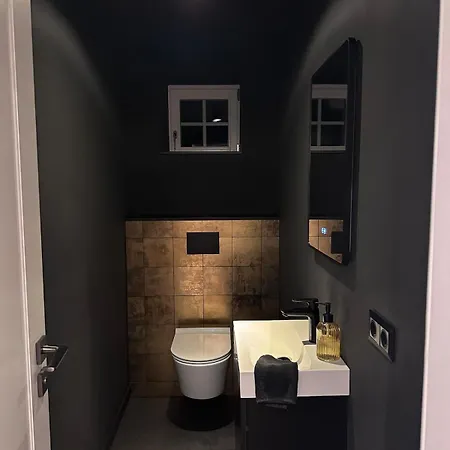 Grosszuegiges Mit Pool & Kamin - Ideal Zwischen Leipzig Und Dresden - Spacious With Pool Near Leipzig & Dresden * Frohburg