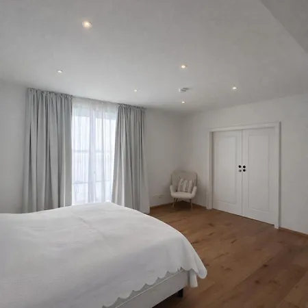 Grosszuegiges Mit Pool & Kamin - Ideal Zwischen Leipzig Und Dresden - Spacious With Pool Near Leipzig & Dresden * Frohburg