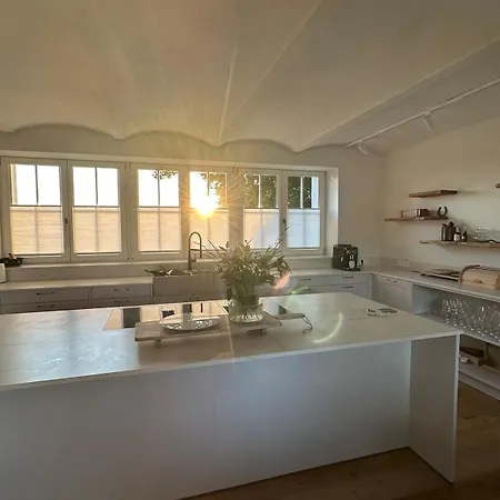 Grosszuegiges Mit Pool & Kamin - Ideal Zwischen Leipzig Und Dresden - Spacious With Pool Near Leipzig & Dresden *