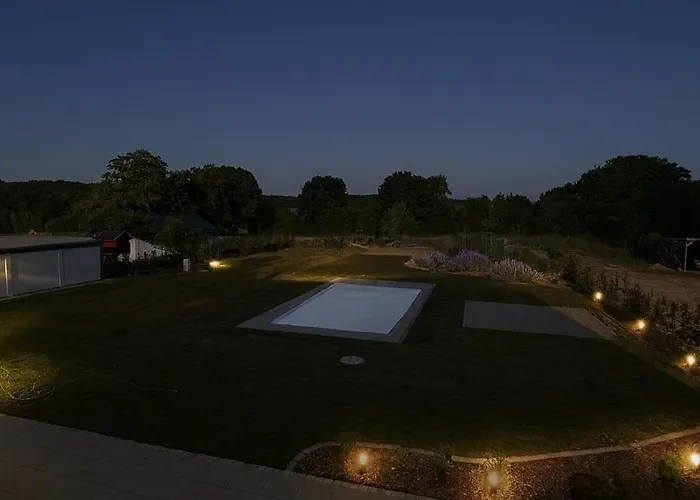 ヴィラ Grosszuegiges Mit Pool & Kamin - Ideal Zwischen Leipzig Und Dresden - Spacious With Pool Near Leipzig & Dresden