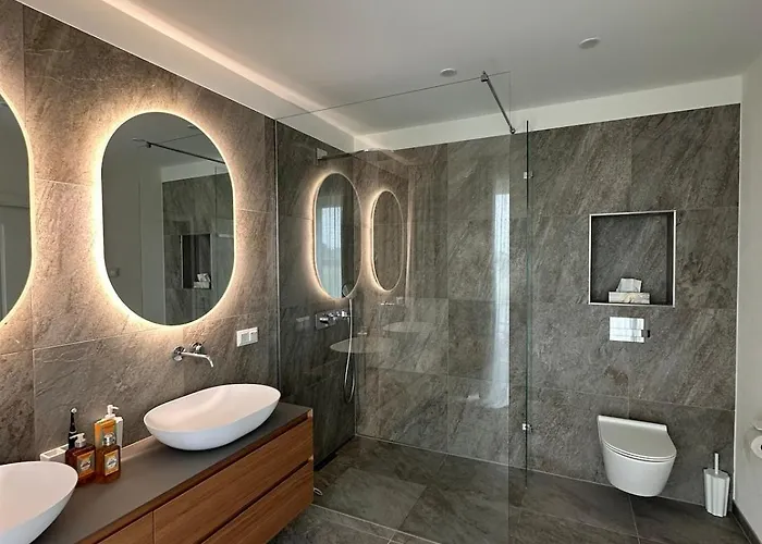 Grosszuegiges Mit Pool & Kamin - Ideal Zwischen Leipzig Und Dresden - Spacious With Pool Near Leipzig & Dresden *