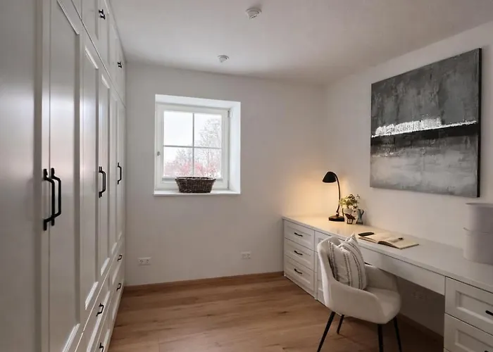 Grosszuegiges Mit Pool & Kamin - Ideal Zwischen Leipzig Und Dresden - Spacious With Pool Near Leipzig & Dresden *