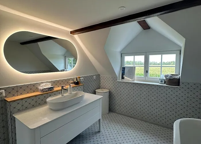 Grosszuegiges Mit Pool & Kamin - Ideal Zwischen Leipzig Und Dresden - Spacious With Pool Near Leipzig & Dresden * Frohburg