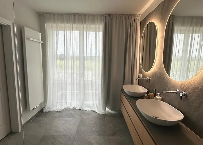 Grosszuegiges Mit Pool & Kamin - Ideal Zwischen Leipzig Und Dresden - Spacious With Pool Near Leipzig & Dresden