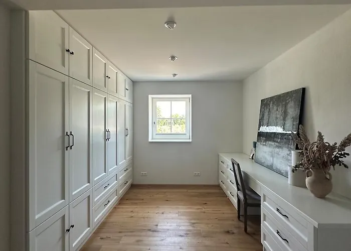 Grosszuegiges Mit Pool & Kamin - Ideal Zwischen Leipzig Und Dresden - Spacious With Pool Near Leipzig & Dresden *